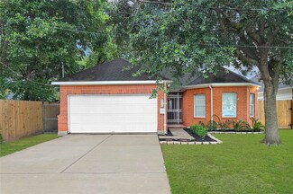 9205 Barton St, Houston, TX 77075