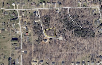 218 Kings Way Ct, Bedford, IN 47421