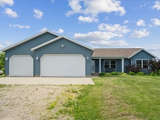 3182 62nd St, Shellsburg, IA 52332