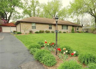5325 Glencairn Ln, Indianapolis, IN 46226