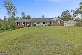 24 Briar Ridge Rd, Newnan, GA 30263