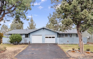 546 SE Centennial St, Bend, OR 97702