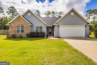 111 Jenny Ct, Homeland, GA 31537