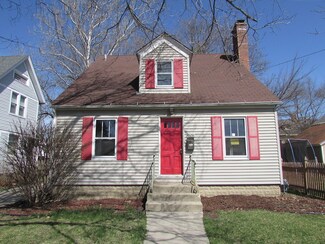 513 W New York St, Aurora, IL 60506