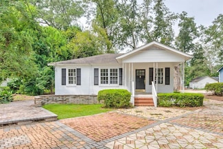 2062 Thomasville Rd, Tallahassee, FL 32308
