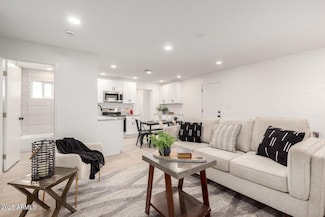 5238 S 13th Place, Phoenix, AZ 85040