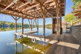 2 Sacedon Cir, Hot Springs Village, AR 71909