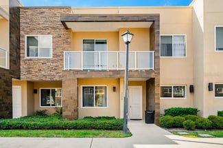 3228 Brasilia Ave, Kissimmee, FL 34747