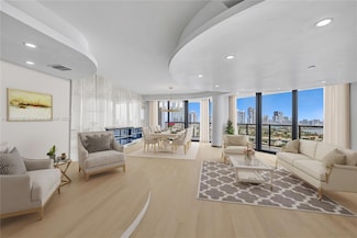 19667 Turnberry Way Unit 23A/B, Aventura, FL 33180