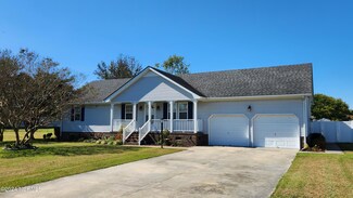 201 Lynette Dr, Elizabeth City, NC 27909