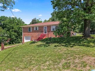 228 23rd Terrace NW, Center Point, AL 35215