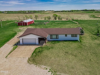 6501 52 St NE, Bismarck, ND 58503