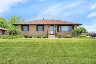 816 S Briggs St, Joliet, IL 60433