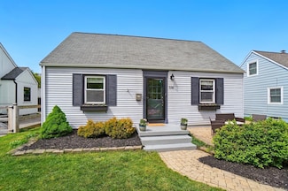 556 Northridge Rd, Columbus, OH 43214