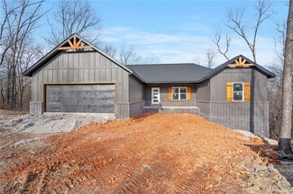 1 Wickham Cir, Bella Vista, AR 72715