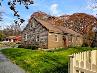 108 Homestead Ave, Rehoboth, MA 02769