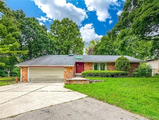 2779 W Wattles Rd, Troy, MI 48098