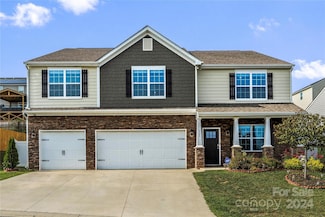 225 Marathon Ln, Candler, NC 28715