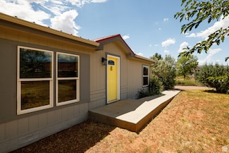 1361 S Roadrunner Cir, Kanab, UT 84741