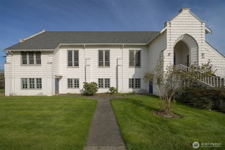 204 N Washington St, Everson, WA 98247