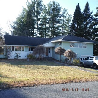 25 Birchwood Dr, Gouverneur, NY 13642