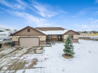947 Bronco Dr, Spring Creek, NV 89815