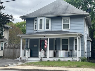 384 Elliott St, Beverly, MA 01915