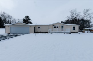 1412 Birchwood Ln, Eau Claire, WI 54703