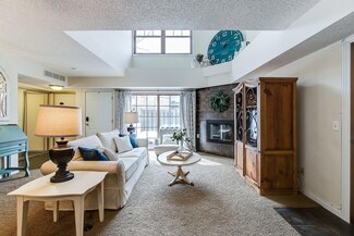 18711 Clear View Terrace, Minnetonka, MN 55345