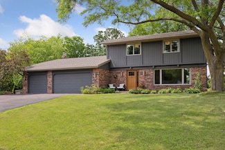 15324 Lake Rose Ln, Minnetonka, MN 55345