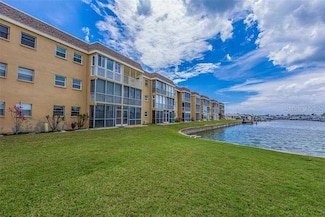 1 Boca Ciega Point Blvd Unit 211, Saint Petersburg, FL 33708