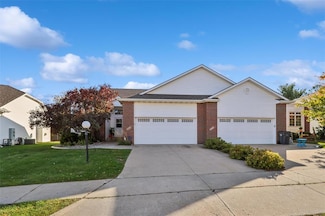 849 SE Delaware Ave, Ankeny, IA 50021