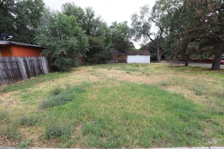 324 N Carmen St, Shoshone, ID 83352