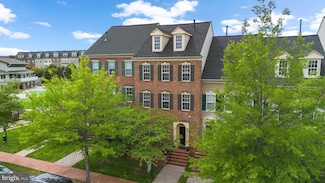 12928 Clarks Crossing Dr, Clarksburg, MD 20871