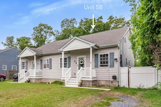 5 Williams St Unit B, Rio Grande, NJ 08242
