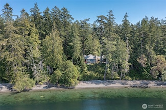 30 Smugglers Rowe, Henry Island, WA 98250