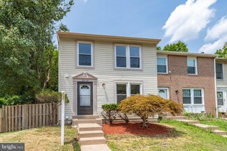 3616 Wharf Ln, Triangle, VA 22172