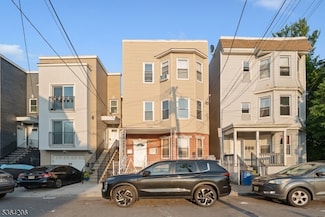 384 Badger Ave, Newark, NJ 07112