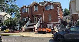 52 Markham Place Unit 2, Staten Island, NY 10314