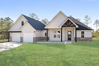 6790 Palace Dr, Lumberton, TX 77657