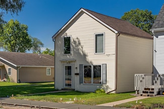 408 S Court St, Sparta, WI 54656