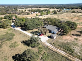 2012 Cuba Rd, Bridgeport, TX 76426