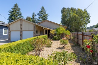 32 Roosevelt Ave, San Rafael, CA 94903
