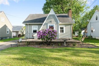 261 Jacob St NE, Navarre, OH 44662