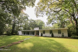 2312 Eastover Dr, Jackson, MS 39211