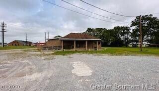 2619 Veterans Memorial Dr, Abbeville, LA 70510