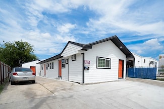 1426 Telephone Rd, Houston, TX 77023