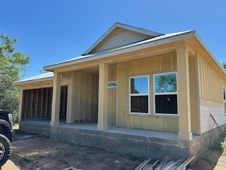 1233 Northcrest Dr, Granite Shoals, TX 78654