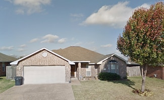 1215 Baywood Ct, College Station, TX 77845