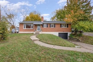 215 Curryer Rd, Middletown, OH 45042
